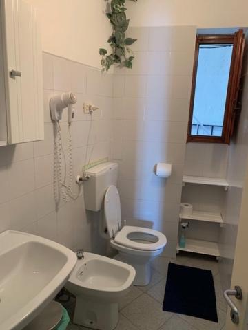 La Marina Tower Apartment With Private Sea View Terrace Вернацца Экстерьер фото
